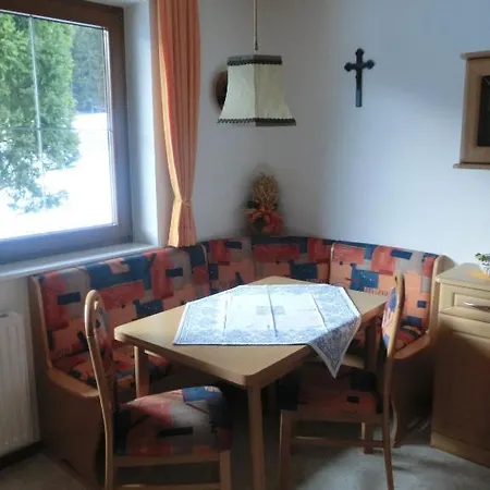 Ferienwohnung Haus Pranger Gschnitz Zimmer foto