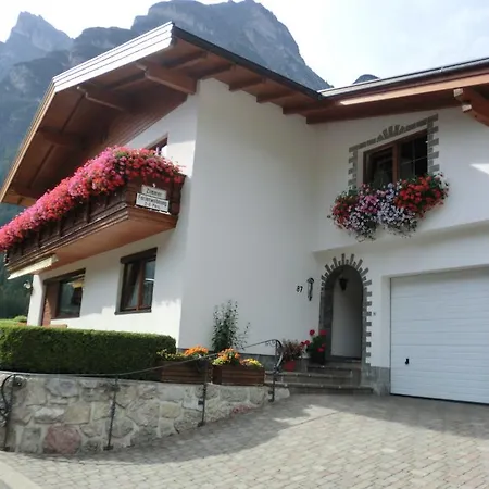 Ferienwohnung Haus Pranger Gschnitz Exterior foto