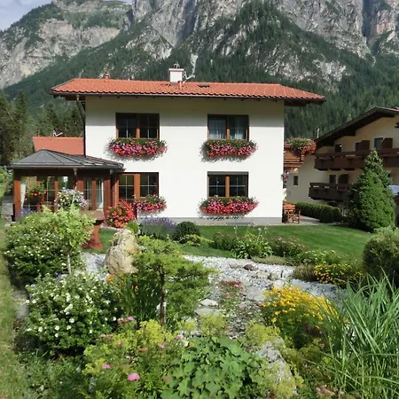 Ferienwohnung Haus Pranger Gschnitz Exterior foto